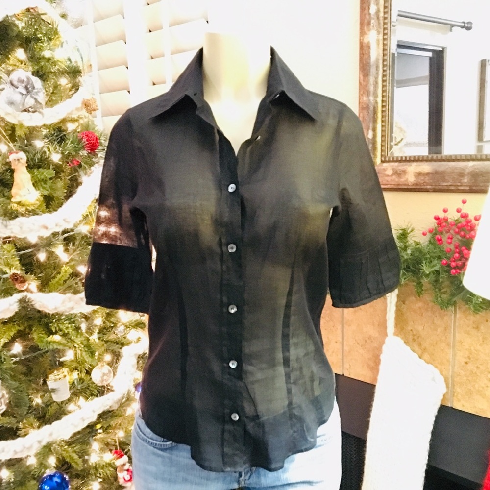 🔥FINAL💰DROP🔥NWOT Burberry Black Sheer Blouse 6